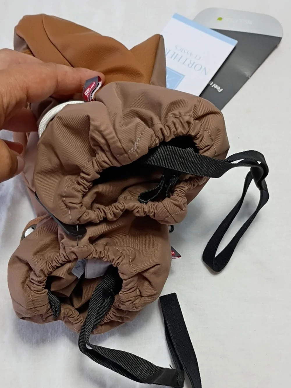 NWT Northern Classics Cocoa Brown Primaloft Toddler Boy Mittens Winter